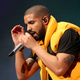 Imagen para el artículo titulado Drake y Ninja baten el récord de audiencia en Twitch con 600.000 personas siguiendo una partida a Fortnite